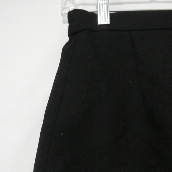 Unbranded | 36 | Black Mini Skirt | Zipper & Hook Closure | Elastic Waist Sides - Picture 3 of 14